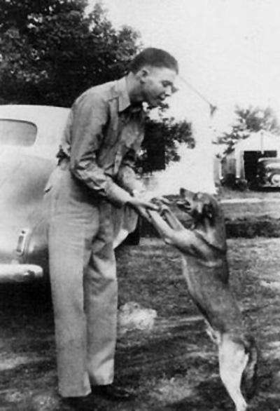 A childhood photo of Audie Murphy