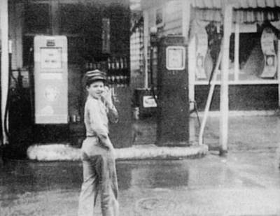 A childhood photo of Audie Murphy