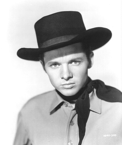 A portrait photo of Audie Murphy