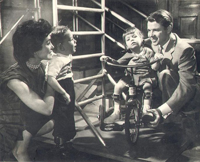 A publicity photo of Audie Murphy